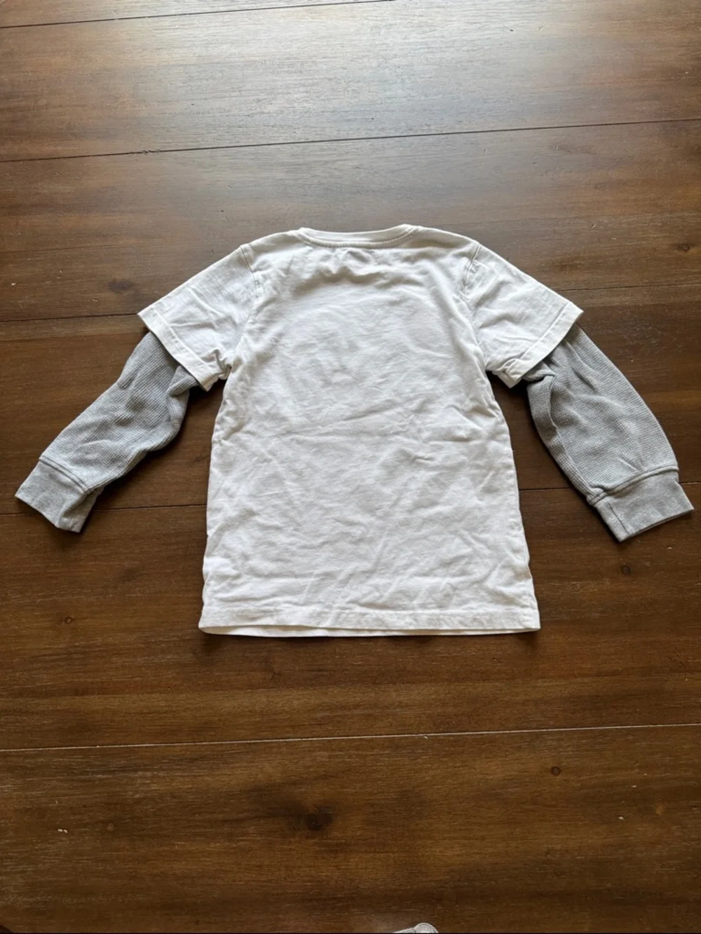 Four Gymboree cotton long sleeves tees S (5) Buffalo Bear Cat Basketball